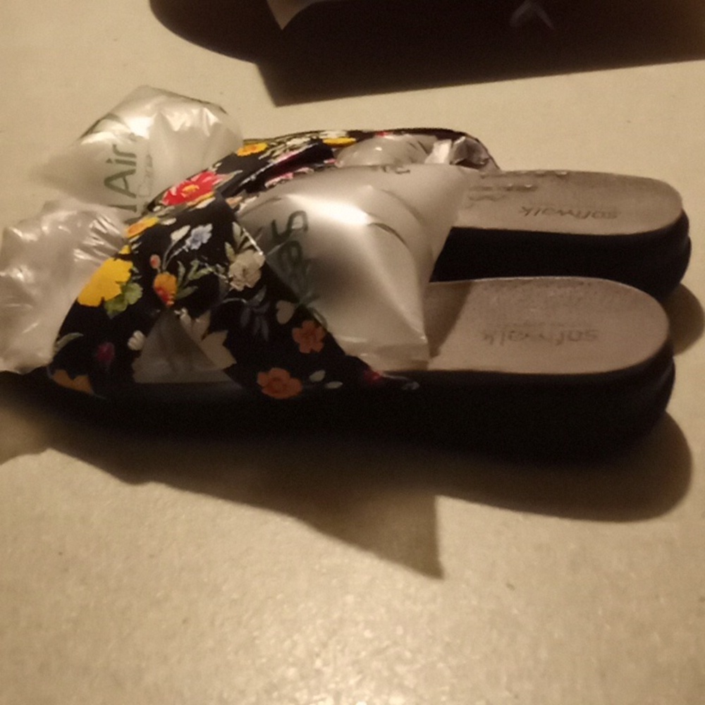 Software Sandals - image 2